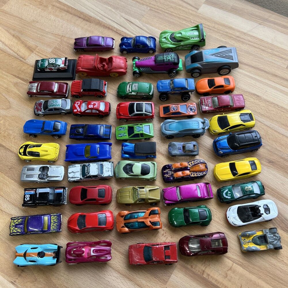 Lot Of Hot Wheels Matchbox And Others 47 Cars Unsearched ~3 lbs